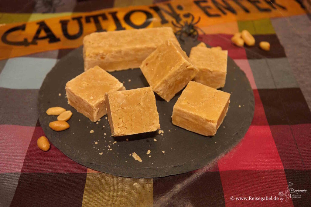 Erdnussbutter Fudge 🎃 - Süße Versuchung zu Halloween Erdnussbutter Fudge 🎃 - Süße Versuchung zu Halloween
