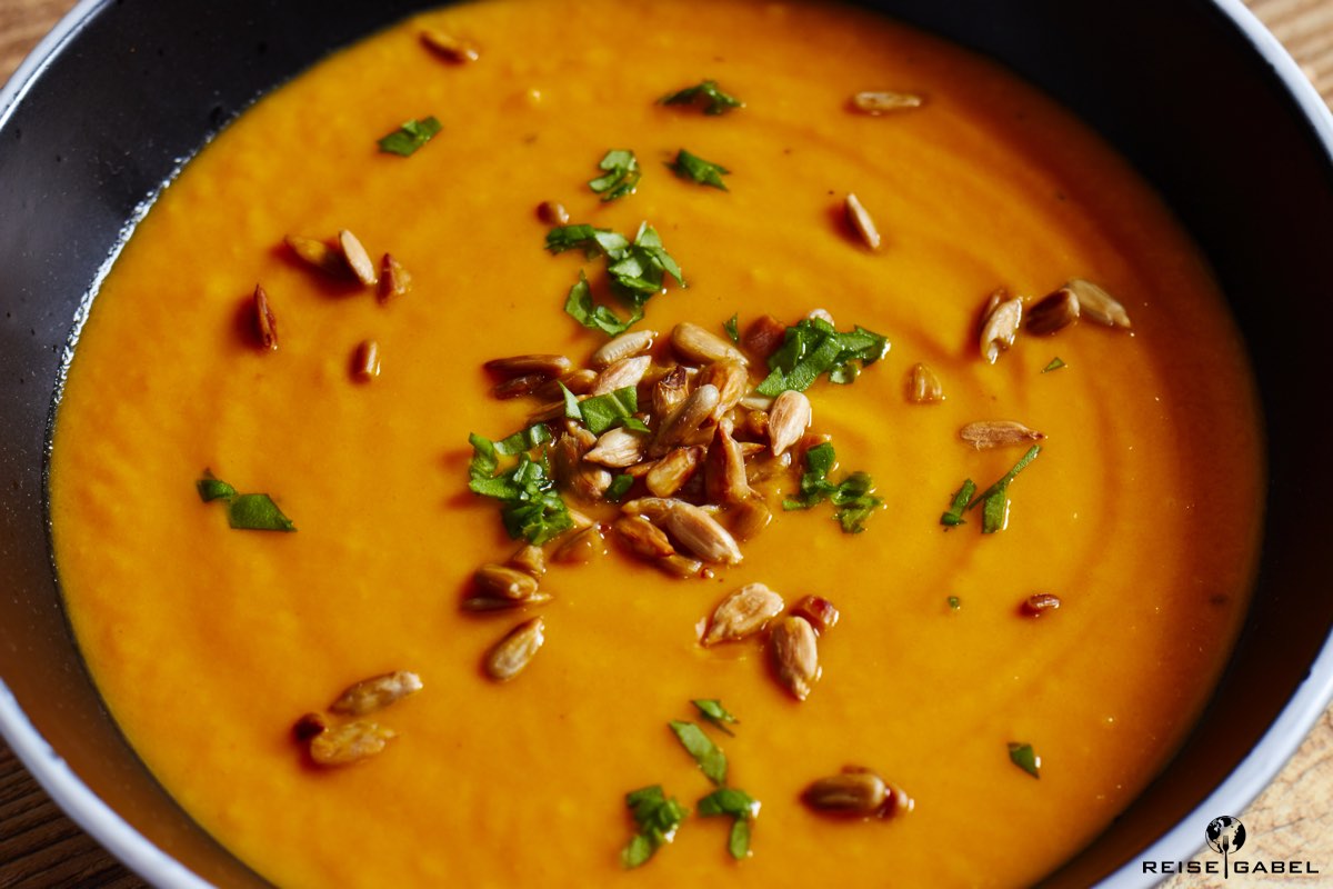 Möhrensuppe mit Ingwer und Kokosmilch