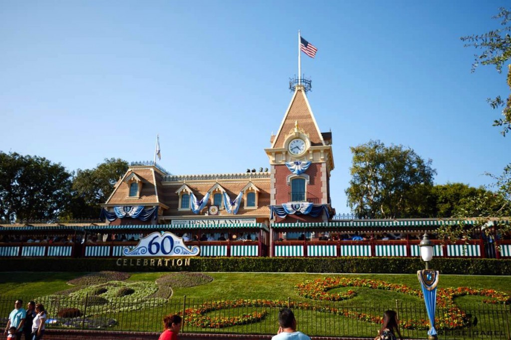Disneyland 2015 60