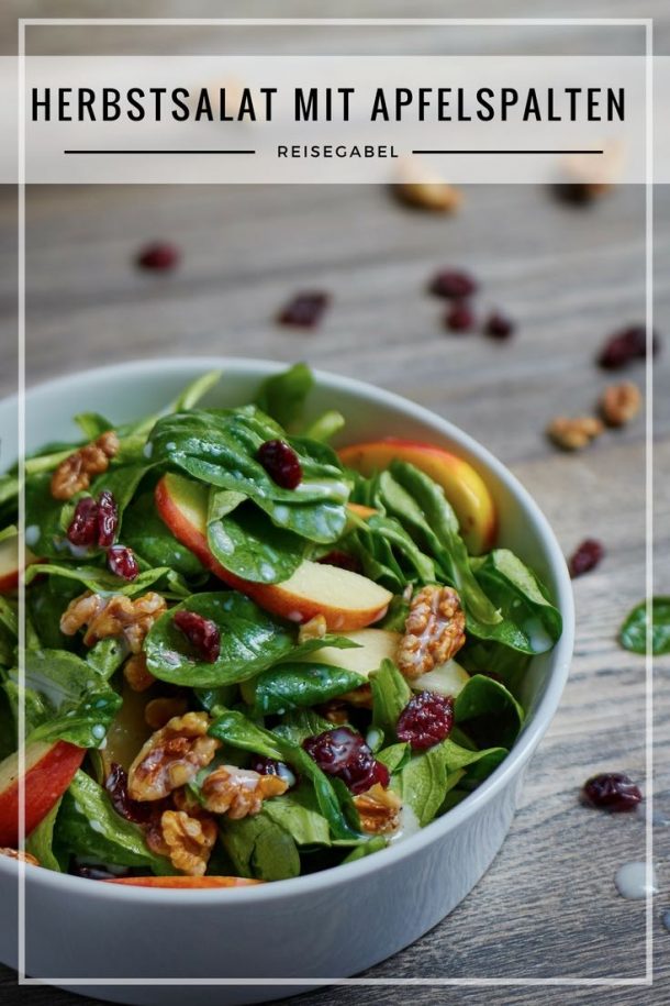 Herbstsalat mit Apfelspalten und Buttermilch-Apfel-Dressing