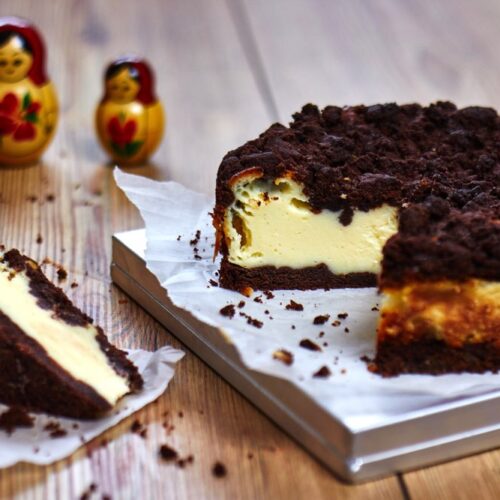 Zupfkuchen mit cremiger Füllung und Schokostreuseln