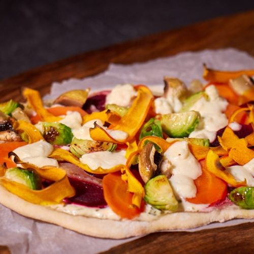 Flammkuchen mit Herbstgemüse