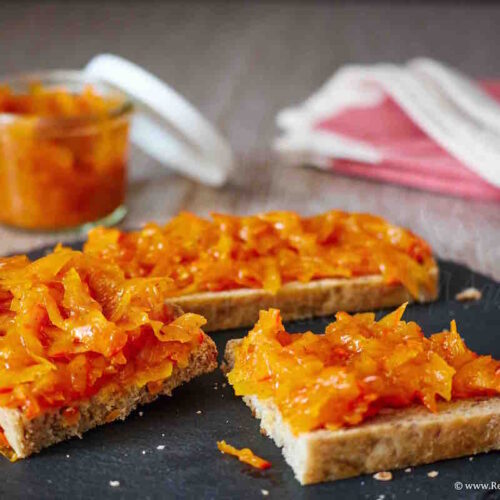 Glas Kürbis Konfitüre mit Hokkaido Kürbis und Zimt